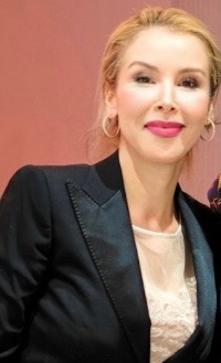 Dr. h.c. Yvonne Esser 